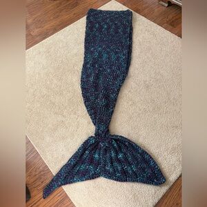 Mermaid Tail Blanket in Blue and Purple